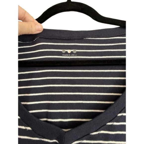 Three Dots V-Neck 3/4 Sleeve Navy Stripe Top – Size L – NWT - Picture 3 of 5